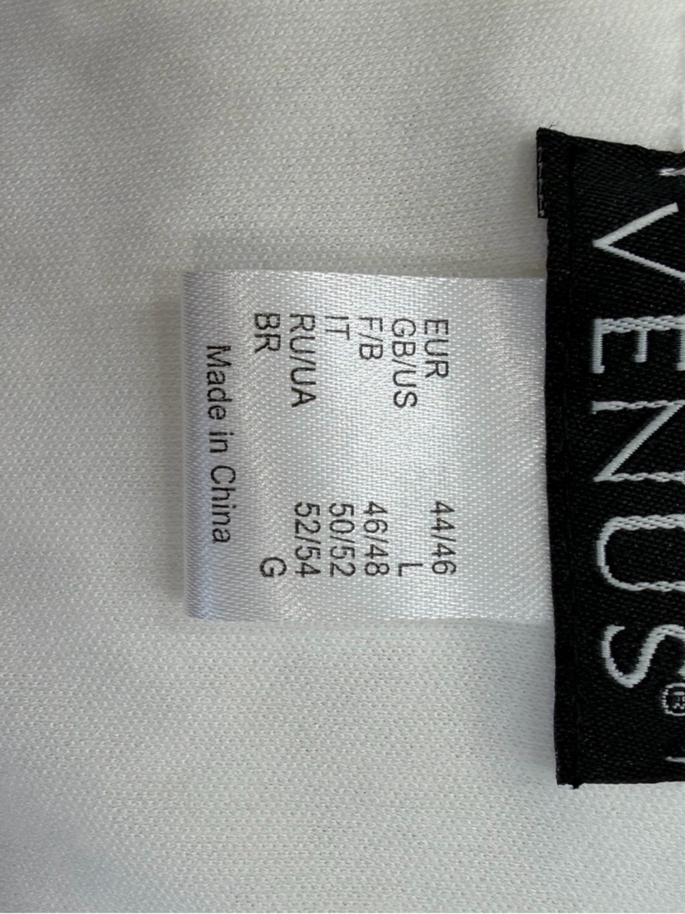 VENUS White Crochet Maxi Dress with V-Neck and Flared Sleeves - Picture 3 of 4
